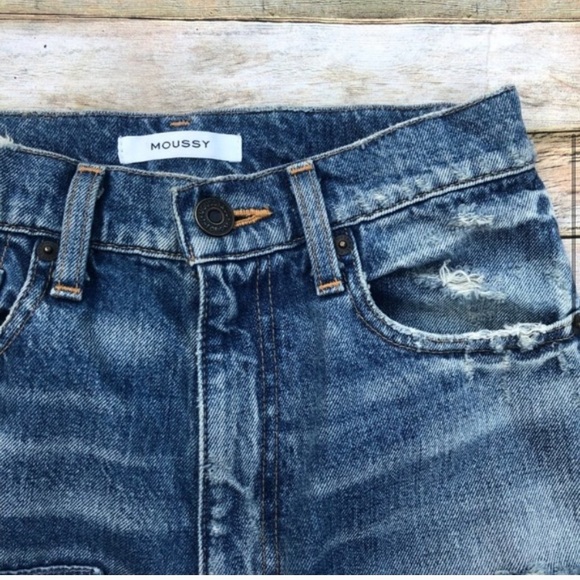 Moussy Distressed Patch Jeans - Picture 4 of 8